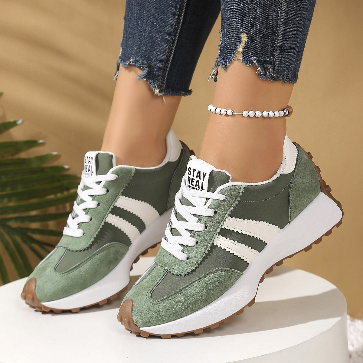 디자이너 스니커즈 여성 스포츠 신발 스니커즈 두꺼운 밑 - Running Shoes 리뷰 및 가격