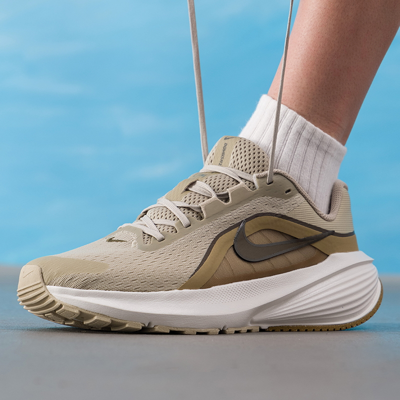 나이키 남성용 신발 오리지널 경량 로드 러닝화 통기성  - Lightweight Road Running Shoes 리뷰 및 가격