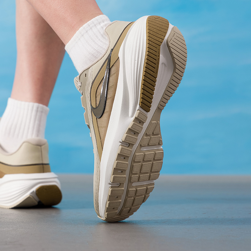 나이키 남성용 신발 오리지널 경량 로드 러닝화 통기성  - Lightweight Road Running Shoes 리뷰 및 가격