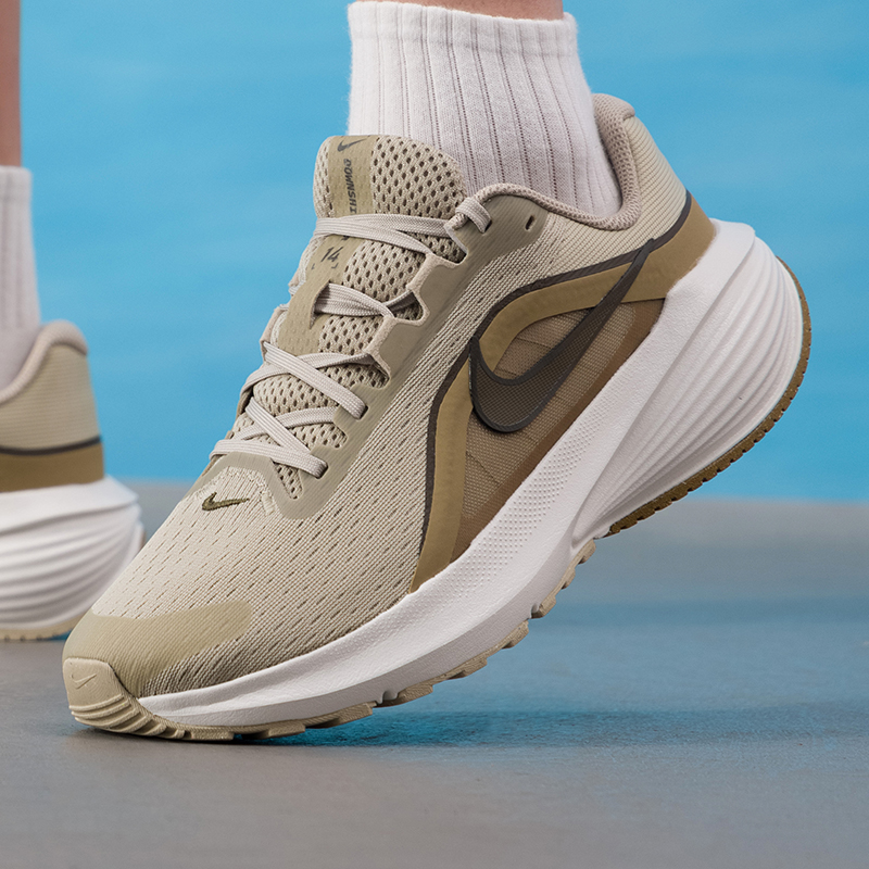 나이키 남성용 신발 오리지널 경량 로드 러닝화 통기성  - Lightweight Road Running Shoes 리뷰 및 가격