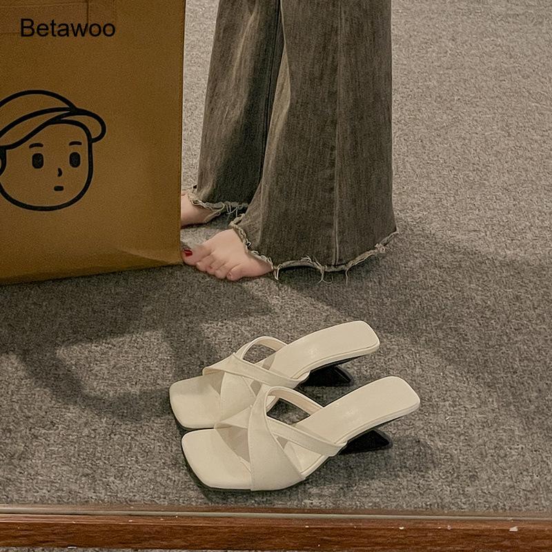 여성용 곡선 블록 힐 뮬 샌들 크리스크로스 스트랩 스퀘 - Sandals 리뷰 및 가격
