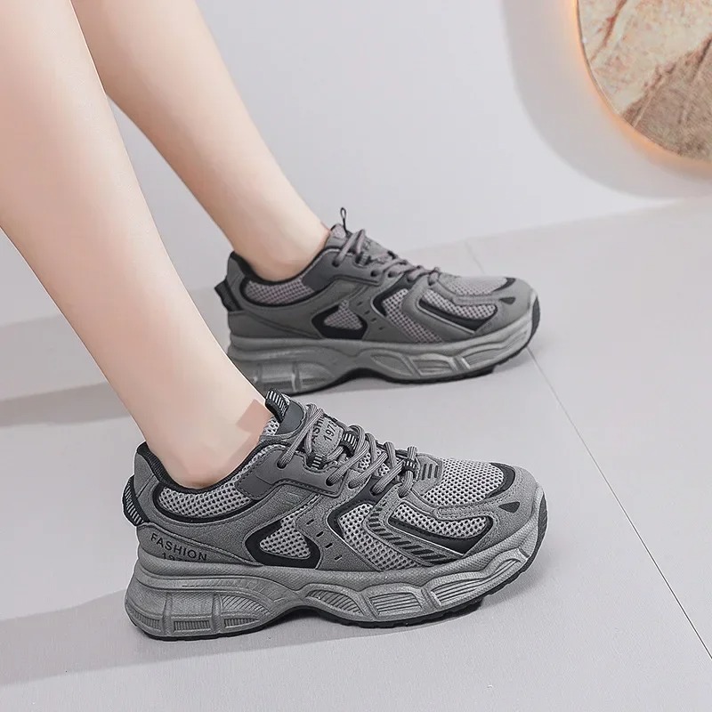 2026년 신상 여성 청키 스니커즈 패션 메쉬 캐주얼  - Running Shoes 리뷰 및 가격
